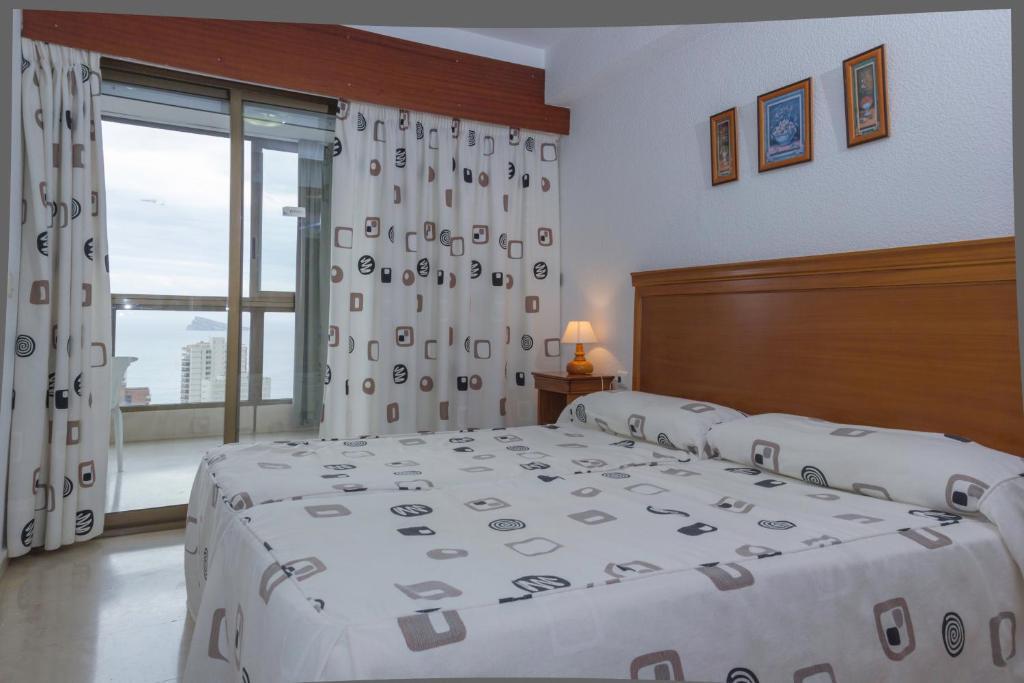Gemelos 2 Benidorm Værelse billede